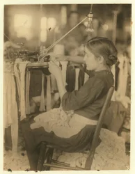 Cherokee Strumpffabrik, Rom, Georgia, beschäftigt Dreher und Schlingenmacher im Alter von 8 und 9 Jahren, 1913