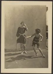 [Tänzer auf dem Dach]