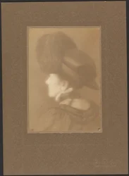 Porträt einer Frau von hinten
