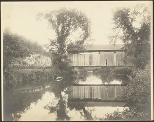 Die alte überdachte Brücke