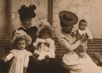 Frauen und Kinder, 1937