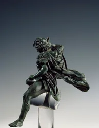Griechische Kunst: „Der makedonische König Alexander der Große (356-323 v. Chr.) zu Pferde“. Bronzeskulptur des Lysippos von Sikyon (395-305 v. Chr.), 4. Jahrhundert v. Chr. Rom, Museo Nazionale di Villa Giulia, Italien