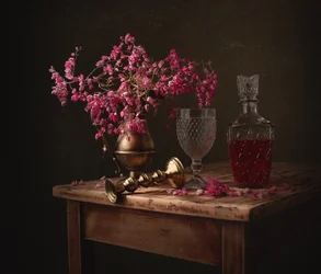 Elegantes Pinkes Stillleben