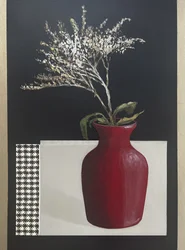 Schickes rotes Vasen-Stillleben