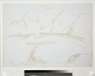 Berglandschaft mit Kirchturm im Vordergrund