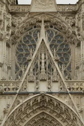 Fassade Rosettenfenster