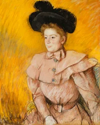 Frau mit schwarzem Hut und Himbeerrosa Kostüm