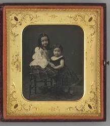 Unbetiteltes Porträt von zwei Mädchen, 1861