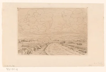 Landweg durch Landschaft mit Hügeln am Horizont