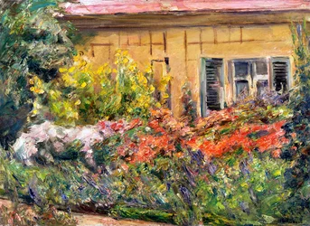 Blumenstauden am Gärtnerhäuschen nach Norden
