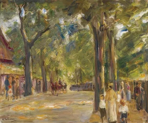 Die große Seestraße in Wannsee mit Spaziergängern