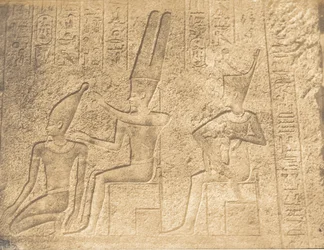 Äußere Skulpturen des Granitheiligtums des Palastes von Karnak, Ammon sichert die c..., 1849-50