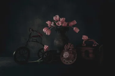 Stimmungsvolles Tulpenstillleben