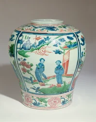 Swatow polychrome oviforme Vase, spätes 16. Jahrhundert