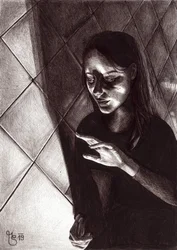 Frau im leuchtenden Schatten