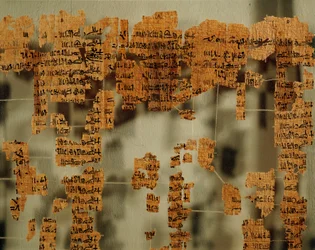 Fragmente des Papyrus des Königs oder des Königlichen Kanons