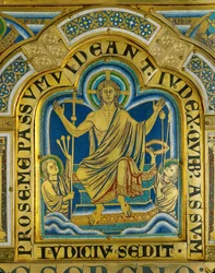Christus sitzt im Gericht, Heilige tragen die Werkzeuge seiner Passion
