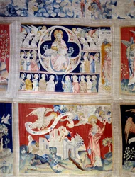 Vorhang der Offenbarung (1373-1383), Nr. 13: Gott und das Lamm, Symbol Christi. Unten, Nr. 20, die drei Engel befreien die Mächte. Tapisserie von Nicolas Bataille