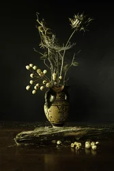 Erdiges botanisches Stillleben