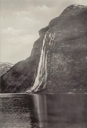Die Sieben Schwestern (Wasserfall) Geiranger