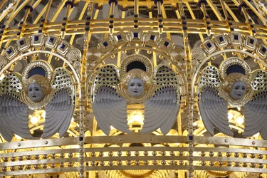 Engel an der Kirche Am Steinhof (Kirche Leopold), Wien, Österreich