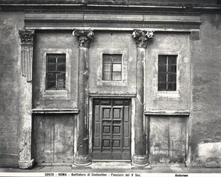 Die Fassade, gebaut von Kaiser Konstantin, ca. AD 315-24