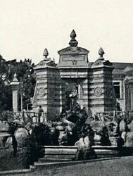 Brunnen im Palastgarten, 1895