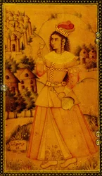 Innenansicht eines Spiegelgehäuses, bemalt mit einer stilisierten europäischen Dame, die einen Weinkelch und eine Flasche hält, 17. Jahrhundert