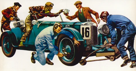 Ein Aston Martin Rennwagen, Baujahr 1932, der viele Rennen gewann