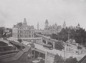 Dufferin- und Sappers-Brücken, Postamt und Parlamentsgebäude, Ottawa