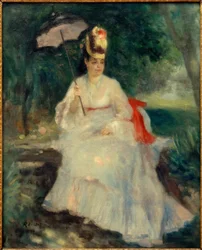 Frau mit Sonnenschirm im Garten