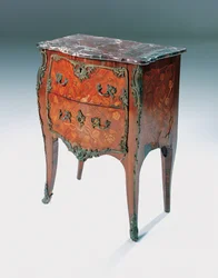 Louis-XV-Kommode