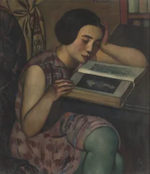 Junges Mädchen beim Lesen