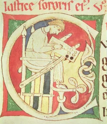 Ms 22 fol.139r Historisierte Initiale C, die einen schreibenden Mönch darstellt, aus Vitae Sanctorum, Santa Cruz de Coimbra