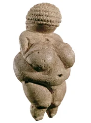 Die Venus von Willendorf, 23000 v. Chr. (Oberes Paläolithikum) (Kalkstein)