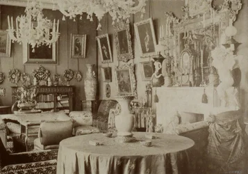 Das Wohnzimmer in der Datscha von Pyotr Durnovo in Petersburg, 1880er Jahre