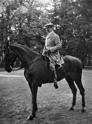Oberst Brocklehurst in Bernsdorff, 1908