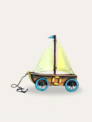 Verspieltes Spielzeugsegelboot