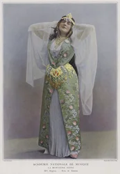 Meyriane Heglon als Yamina in La Montagne Noire