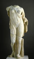 Kopie des Torsos der Aphrodite, Venus Genetrix Typ