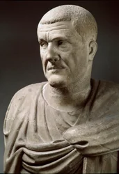 Marmorstatue des Kaisers Maximinus Thrax (173-238) - Rom, Musei Capitolini - Büste des Kaisers Maximinus Thrax