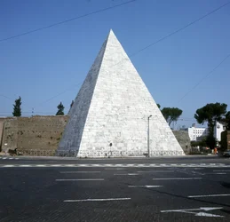 Pyramide des Cestius, Rom