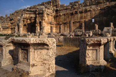 Heiligtum des Jupiter Heliopolitanus, Der Große Hof, Hochimperiale Periode (27 v. Chr. - 395 n. Chr.)