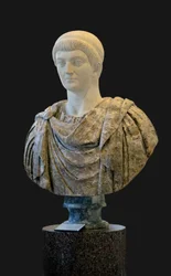 Konstantin I. (337 - 350 n. Chr.) Skulptur, römische Kunst