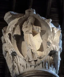 Klugheit: Kapital des Chors (Skulptur)