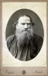 Porträt von Lev Nikolaievitch, Graf Tolstoi (1828-1910)