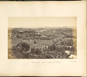 Ootacamund; Gesamtansicht nach Osten von oberhalb des Sylk