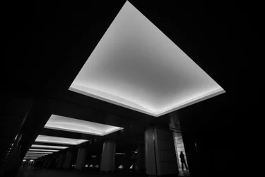 Moderner Lichttunnel