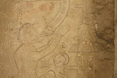 Detail eines Kreuzgangreliefs