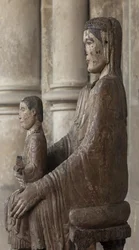 Maria mit Kind (bemaltes Holz)